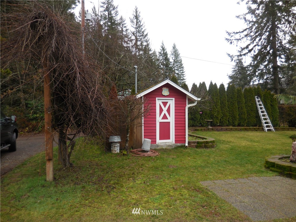 1421 Southeast Cedar Road Port Orchard, WA 98367 - Photo 3 of 25 Gallery Image 3