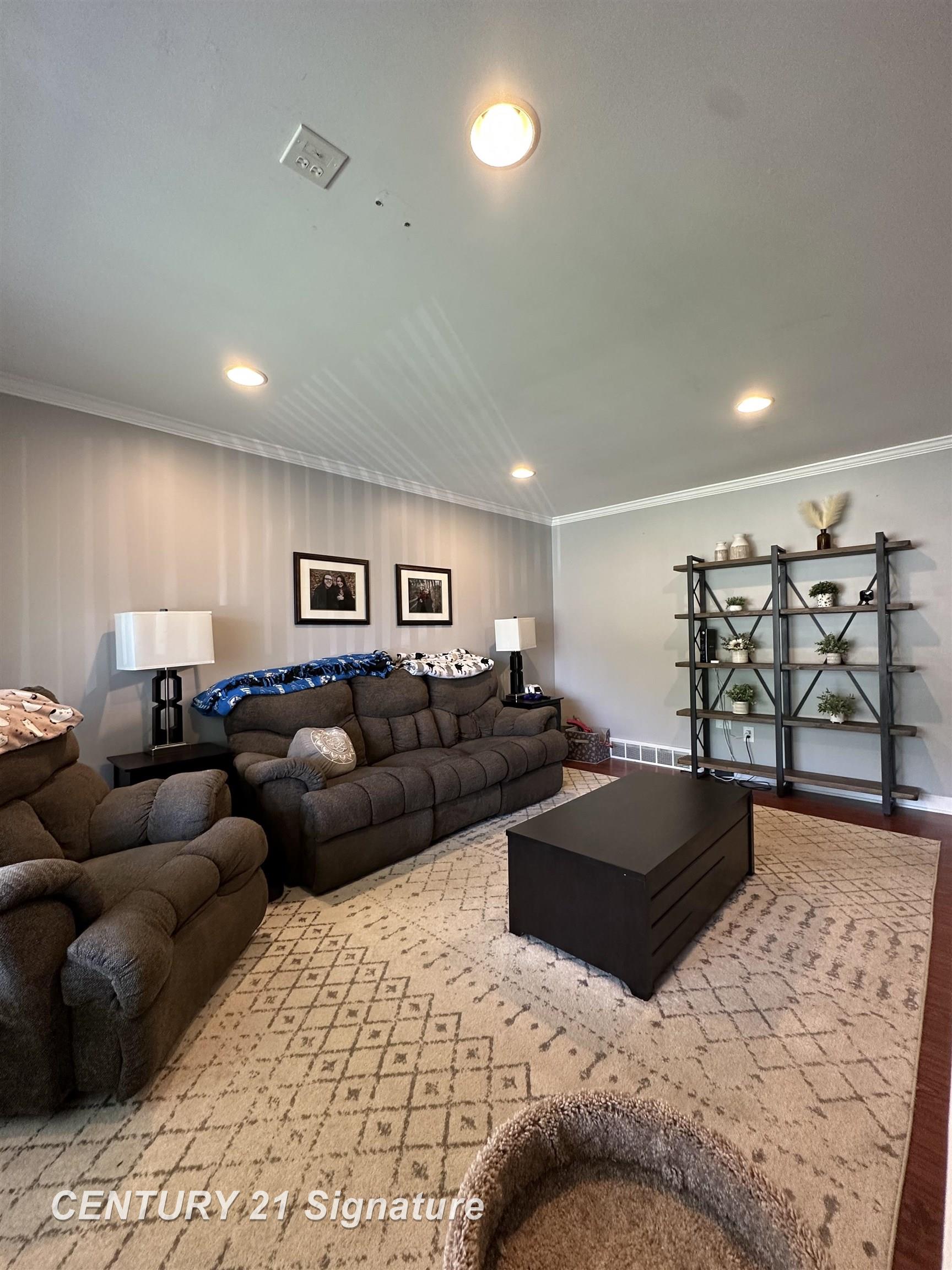 2250 Rollins Street Grand Blanc, MI 48439 - Photo 2 of 18