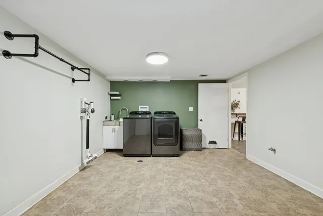 a view of a storage & utility room