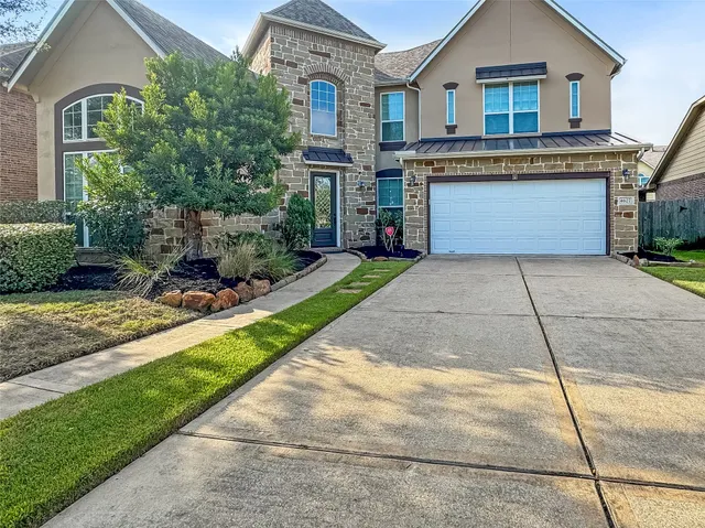 $737,000 | 4627 Auburn Brook Lane, Sugar Land, TX 77479