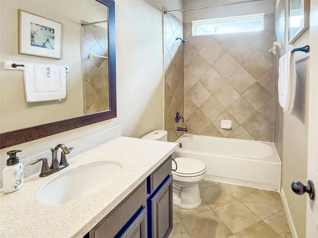 $737,000 | 4627 Auburn Brook Lane, Sugar Land, TX 77479