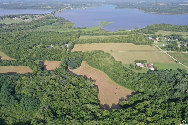 $393,300 | 0 Comanche Road, Meriden, KS 66512