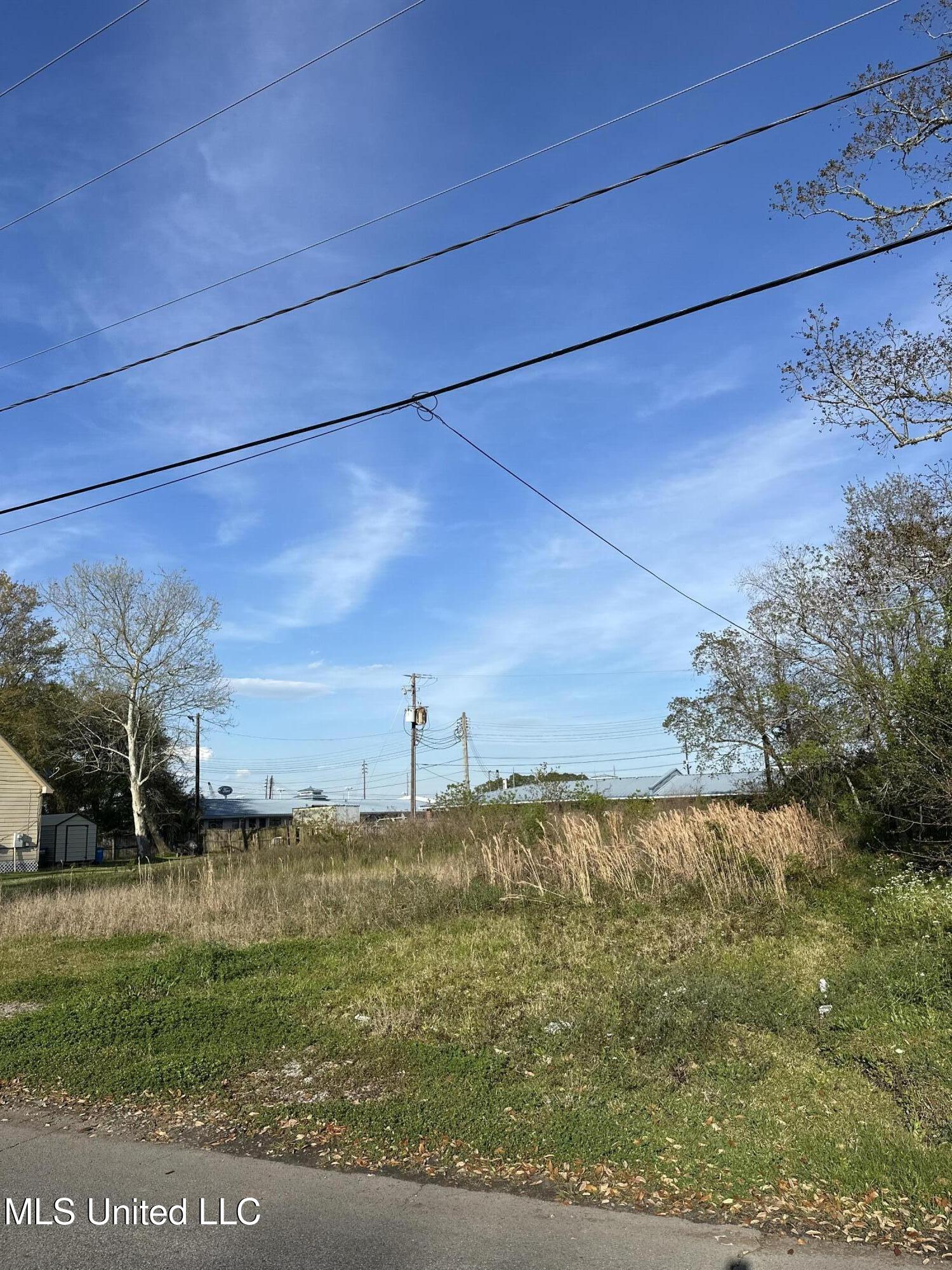 3804 Victor Street Pascagoula, MS 39567 - Photo 2 of 5 3804 VS