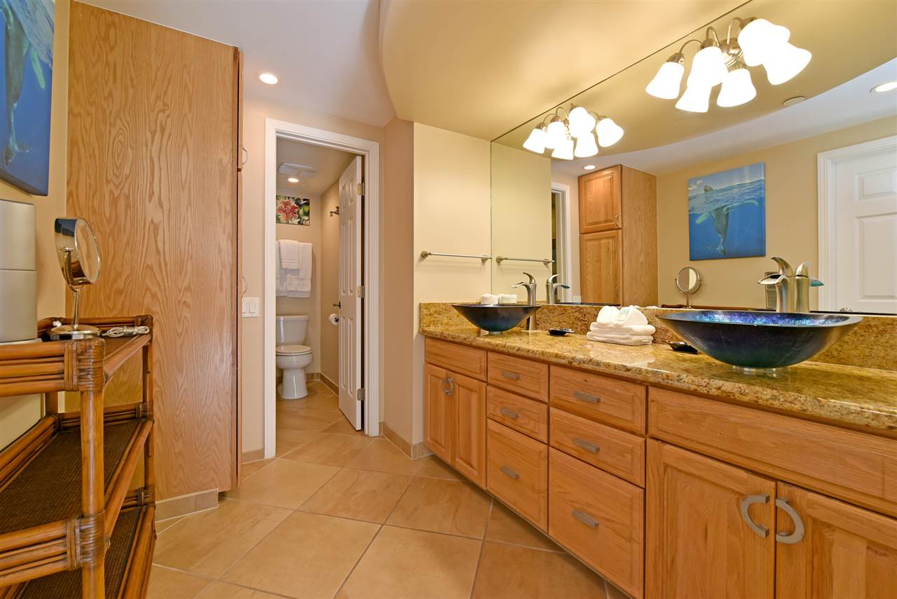 4327 Lower Honoapiilani Road, Unit 401 Lahaina, HI 96761 - Photo 17 of 30 Gallery Image 17
