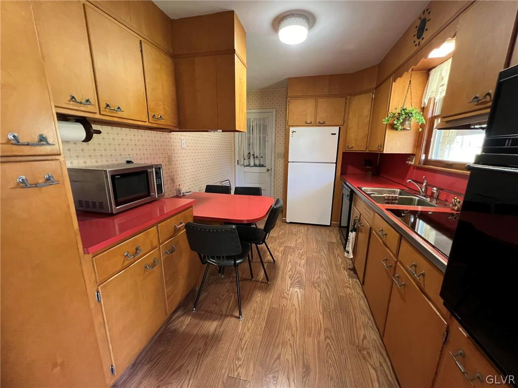3331 Spring Valley Road Slatington, PA 18080 - Photo 6 of 34 Gallery Image 6