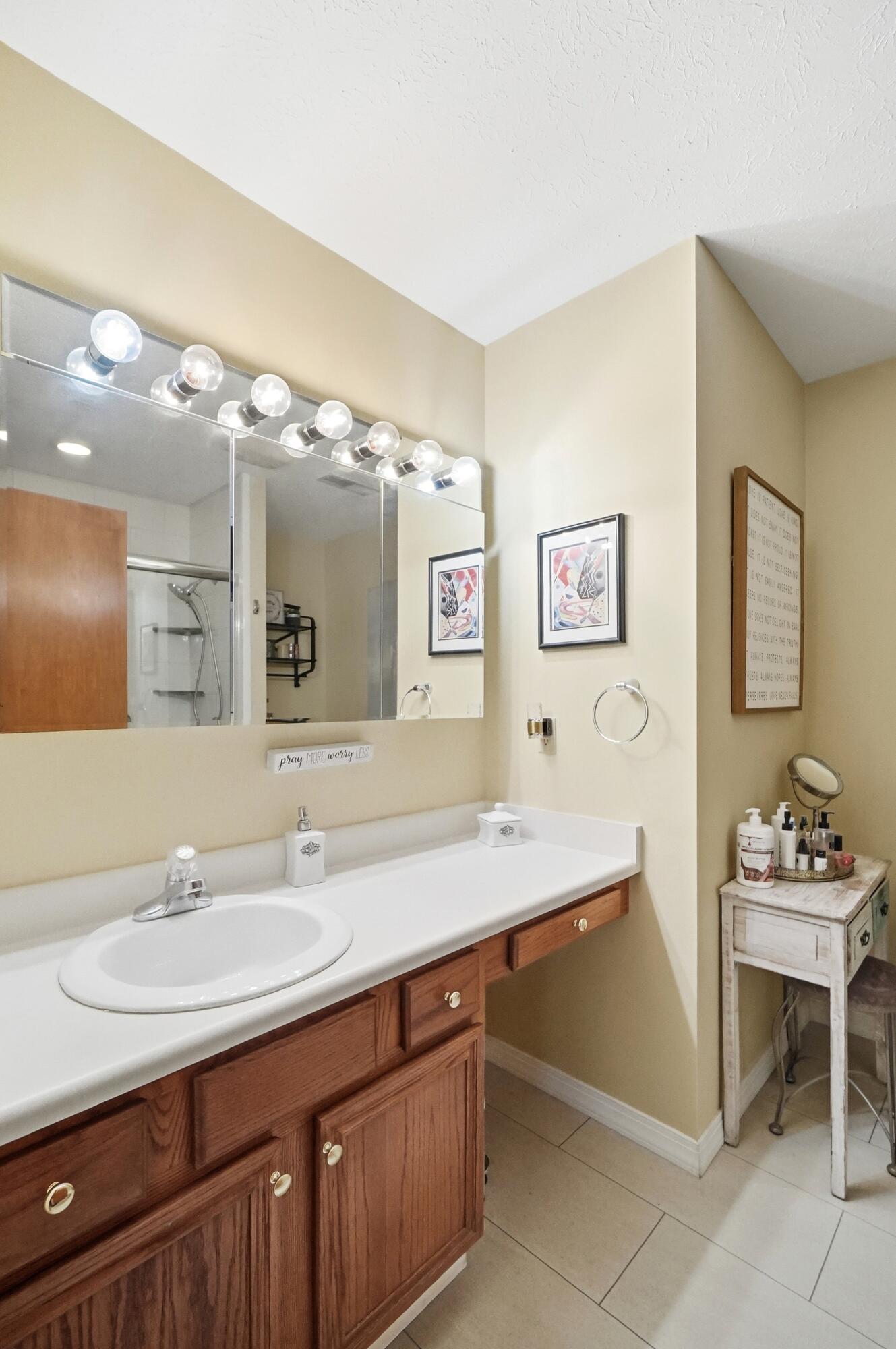 5642 Fox Ridge Drive Springfield, OH 45503 - Photo 15 of 41 124