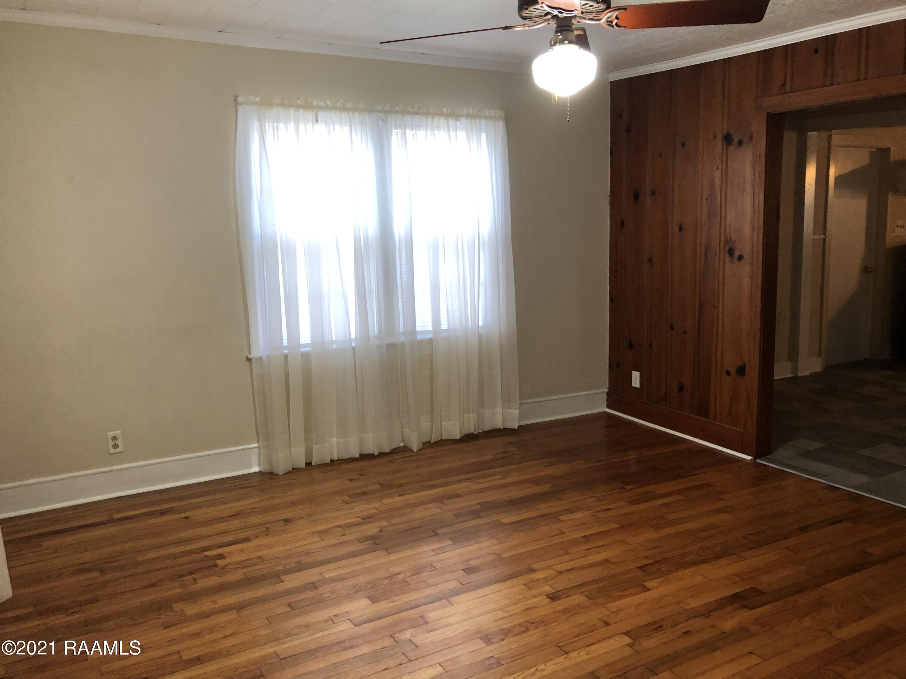 315 River Road Lafayette, LA 70501 - Photo 3 of 21 Living Room