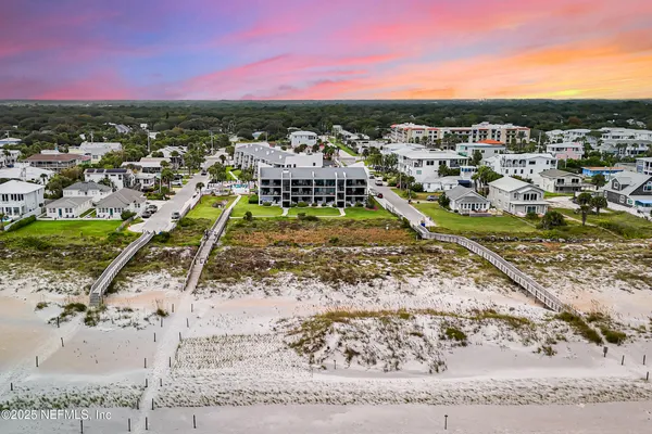 a close up of a vase of a white