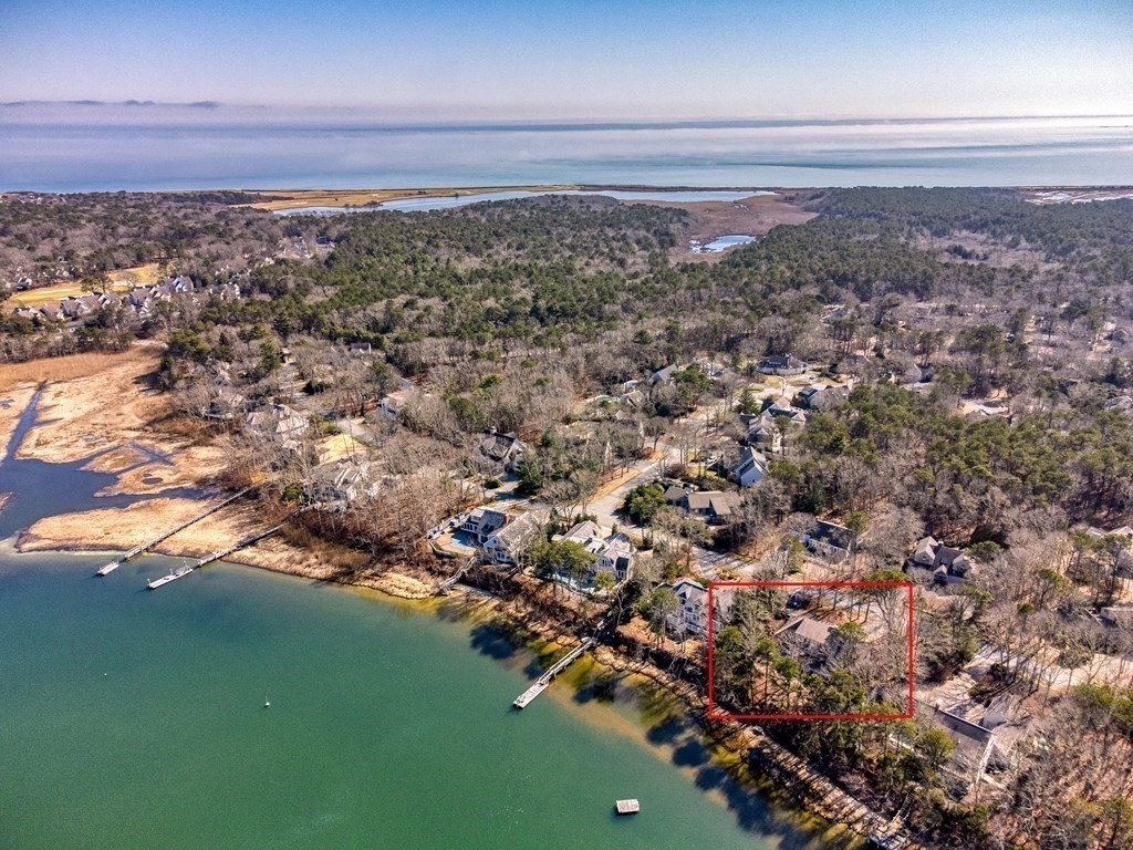 61 Tide Run Mashpee, MA 02649 - Photo 4 of 39 a view of a city