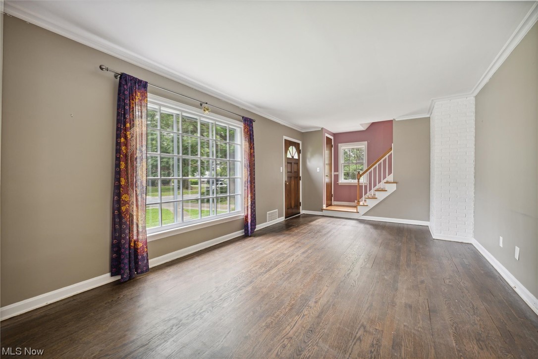 4483 East Berwald Road Cleveland, OH 44121 - Photo 7 of 32 Gallery Image 7