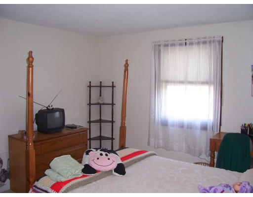 45 Old Bay Road Belchertown, MA 01007 - Photo 7 of 9 Gallery Image 7
