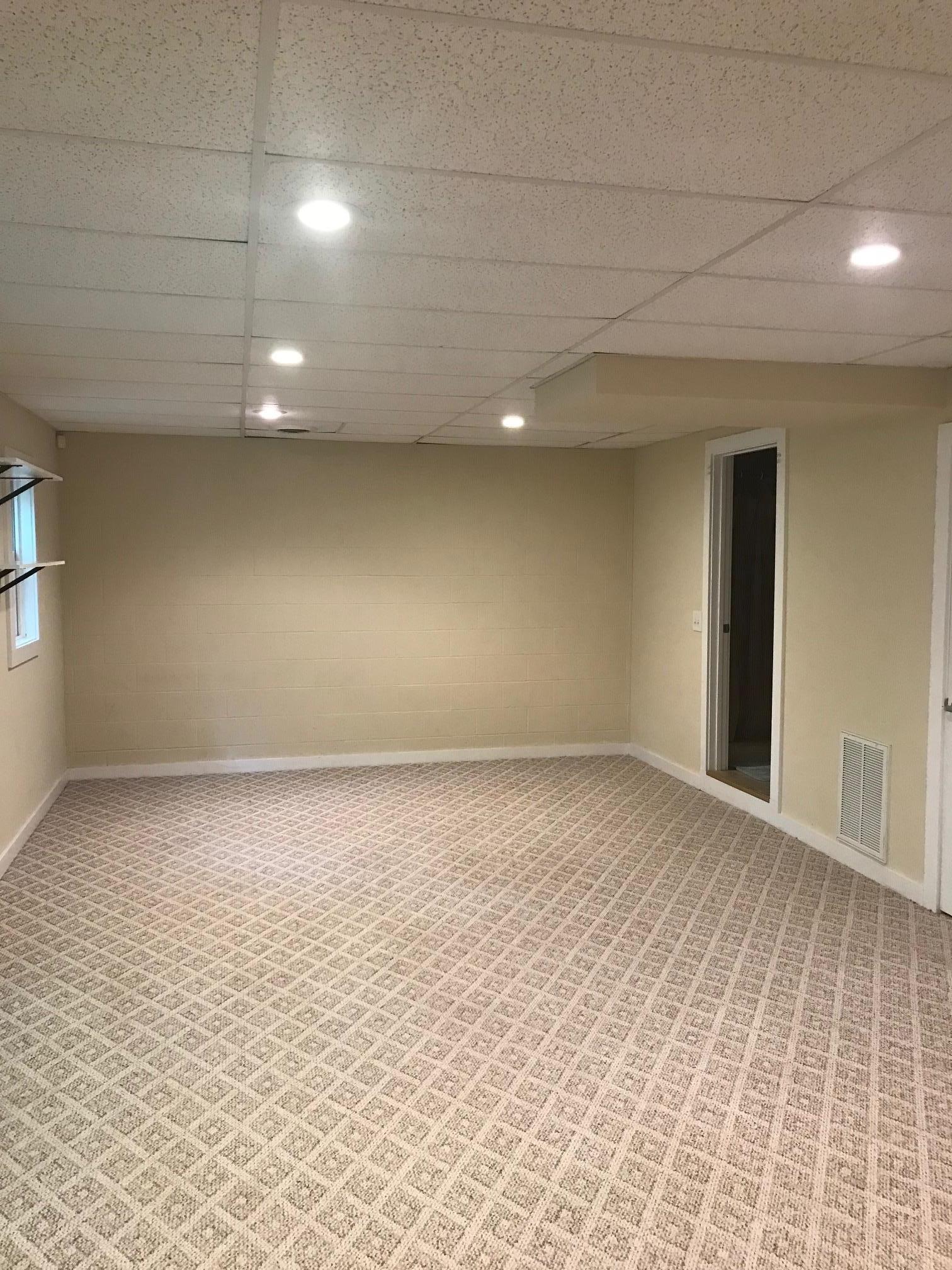 213 South Dickerson Chapel Road Lebanon, TN 37087 - Photo 28 of 30 an empty room with a natural light