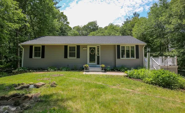 $484,900 | 93 Franklin Street, Douglas, MA 01516