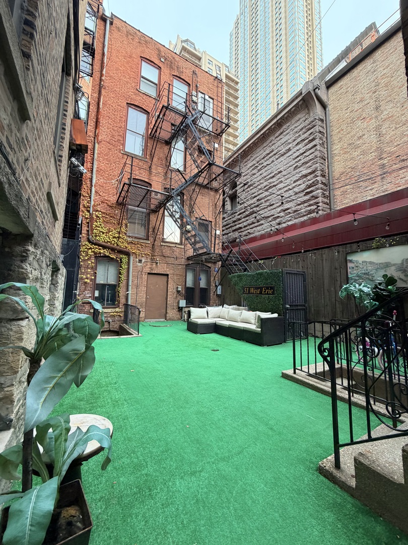 642 North Dearborn Street, Unit CH Chicago, IL 60654 - Photo 24 of 24