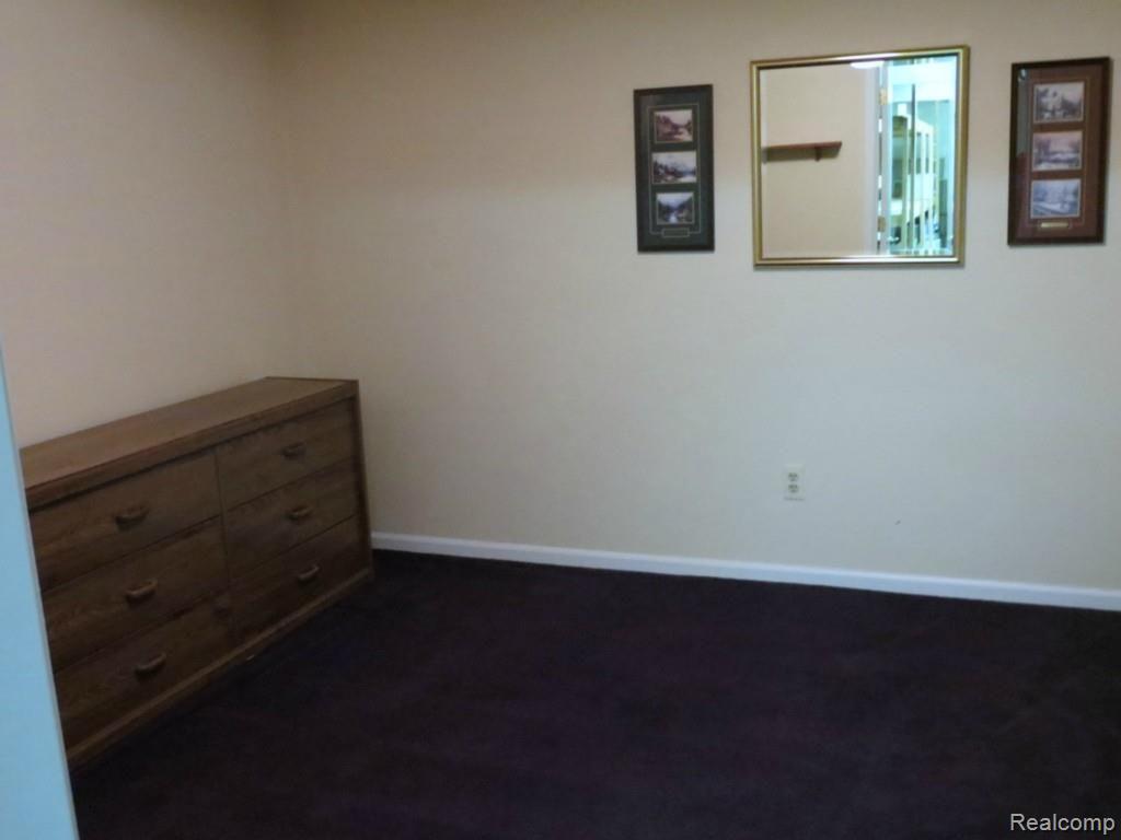 708 South Milford Road, Unit 2 Milford, MI 48381 - Photo 16 of 18