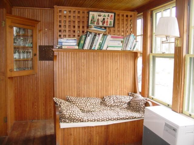 49 Cleeve Street Portland, ME 04109 - Photo 28 of 32 Nook in glassed in sunroom with...
