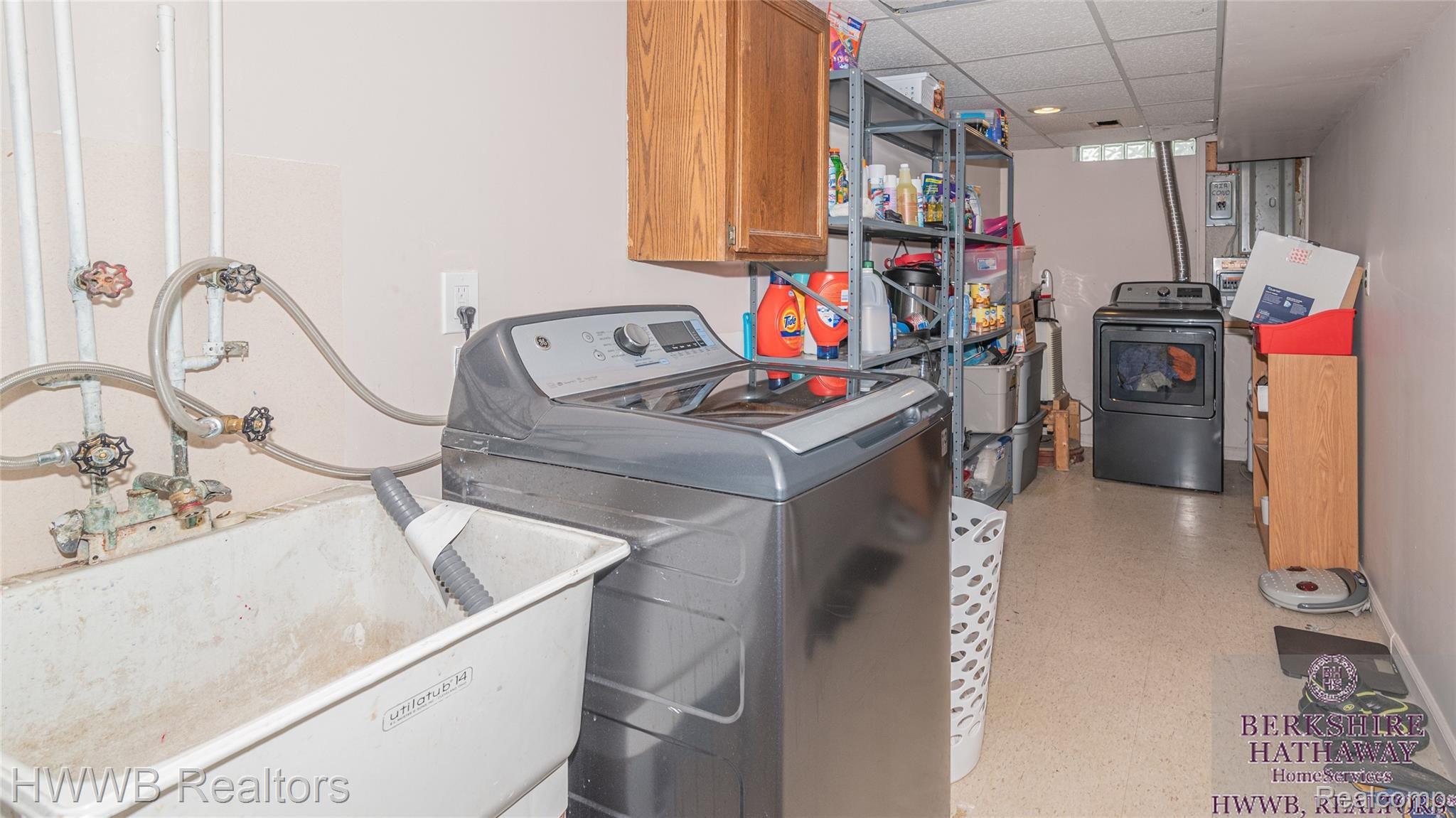 568 Worthington Road Canton, MI 48188 - Photo 24 of 29 061_25.jpg