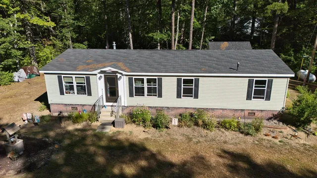 $379,000 | 33 Blueberry Road, Ossipee, NH 03814