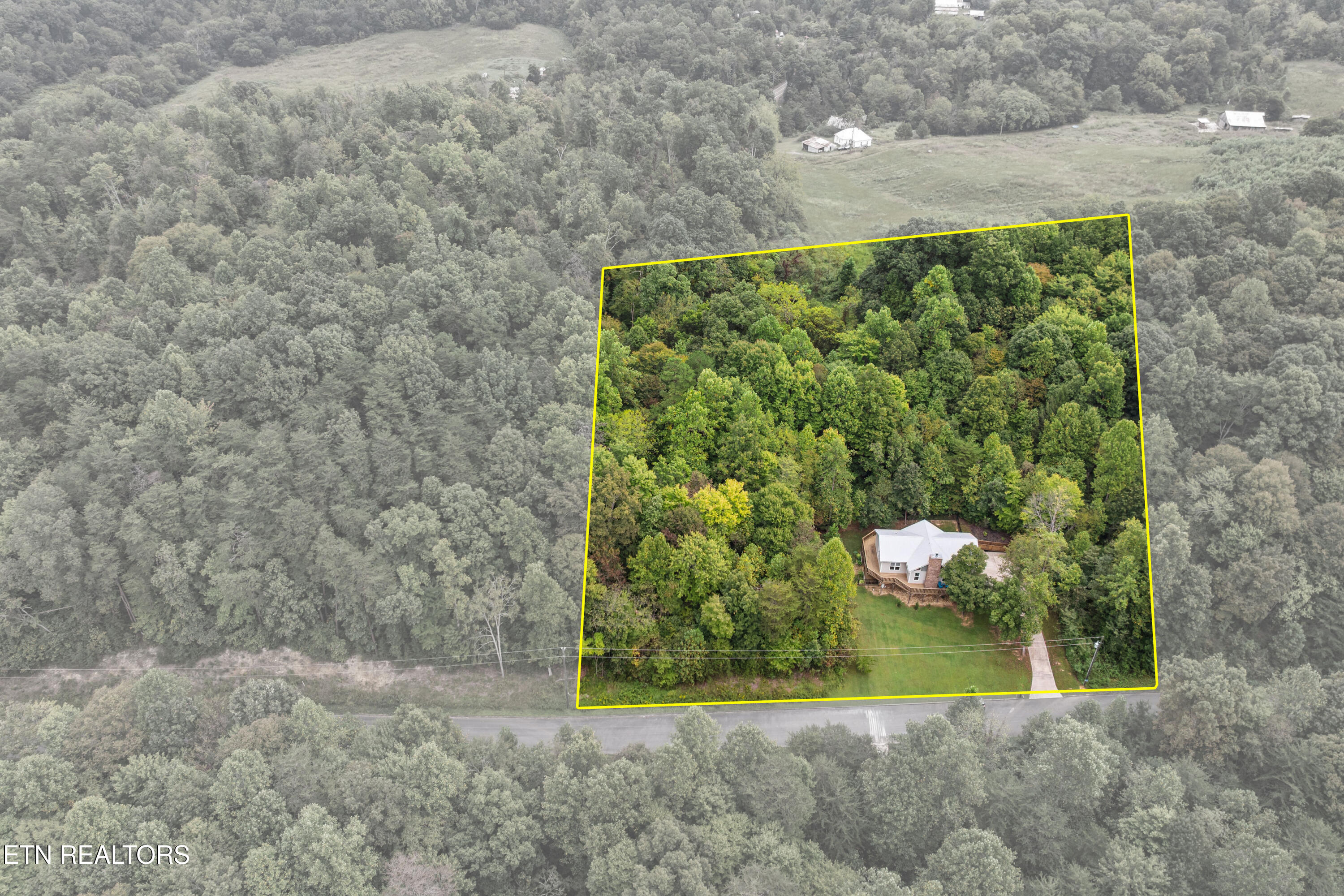 3851 Mistletoe Loop Sevierville, TN 37876 - Photo 58 of 60 3851-mistletoe-loop-58