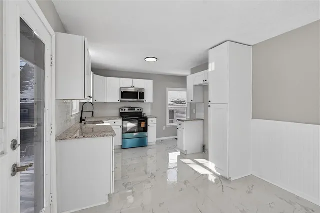 $149,900 | 611 West 23rd Street South, Independence, MO 64055