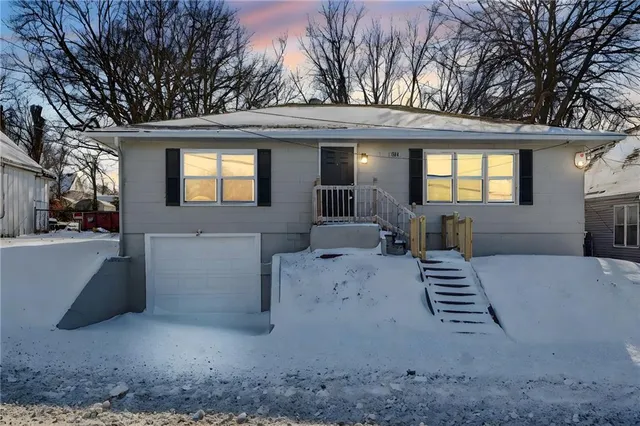 $149,900 | 611 West 23rd Street South, Independence, MO 64055