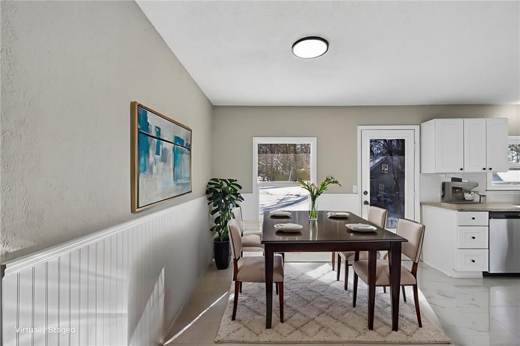 611 West 23rd Street South Independence, MO 64055 - Photo 8 of 23