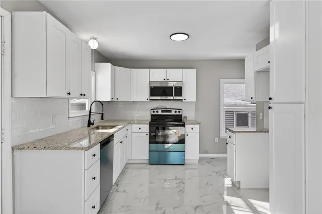 $149,900 | 611 West 23rd Street South, Independence, MO 64055