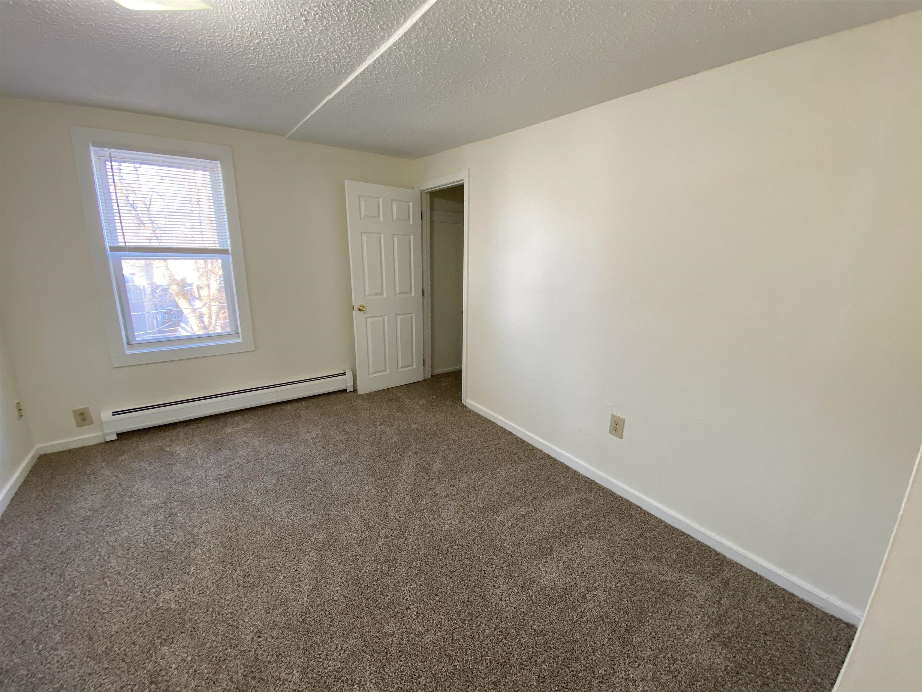 190 Second Street, Unit 3 Manchester, NH 03102 - Photo 9 of 36