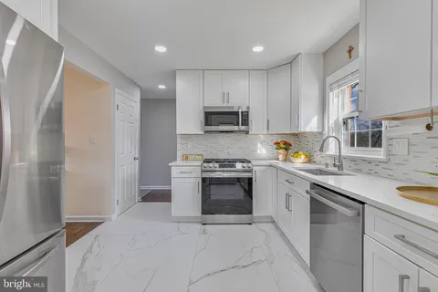 $795,900 | 3419 Ramsgate Terrace, Alexandria, VA 22309