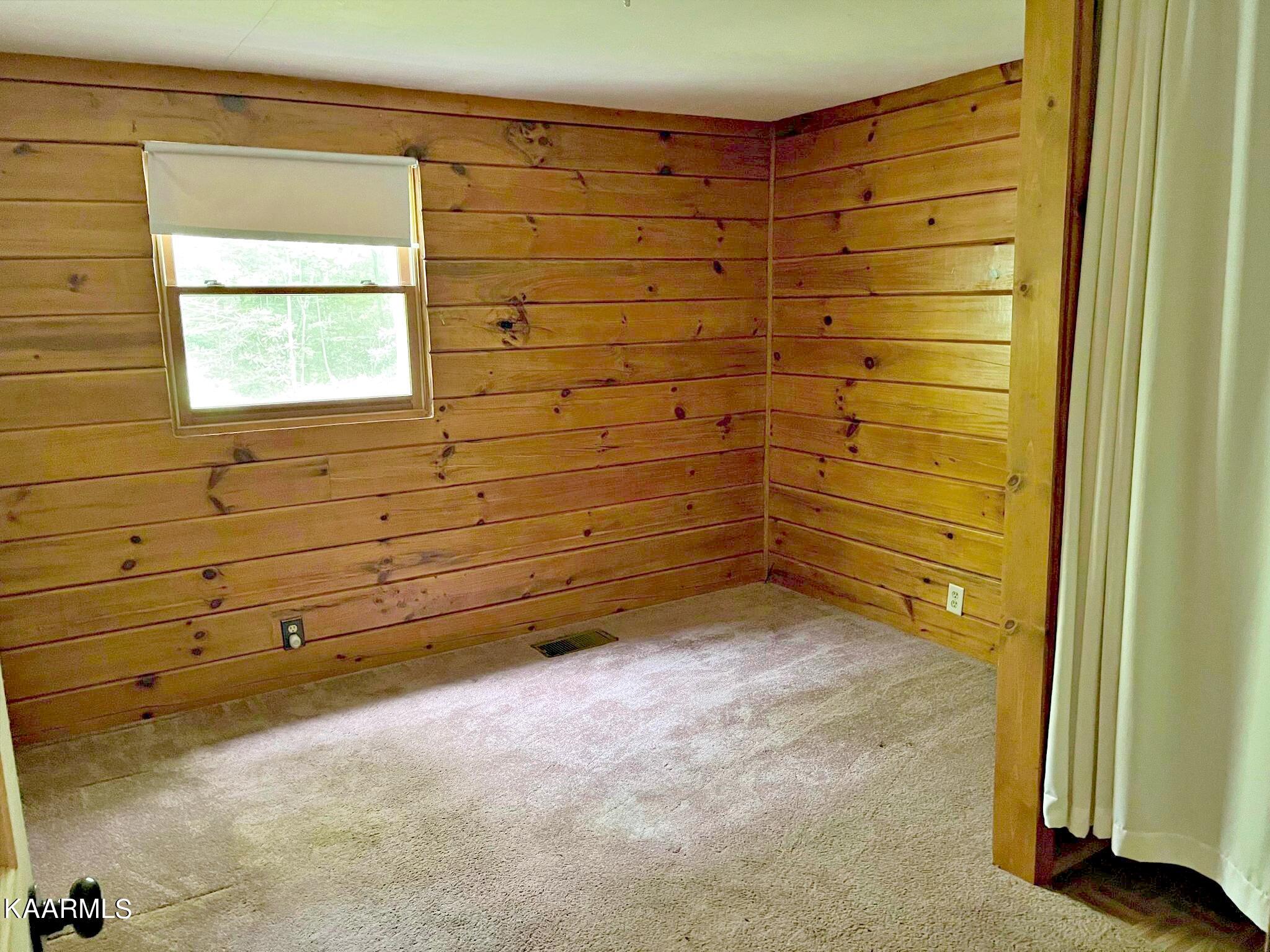 500 Old Furnace Road Tellico Plains, TN 37385 - Photo 31 of 49 288927503_1241817776588584_4387481972356