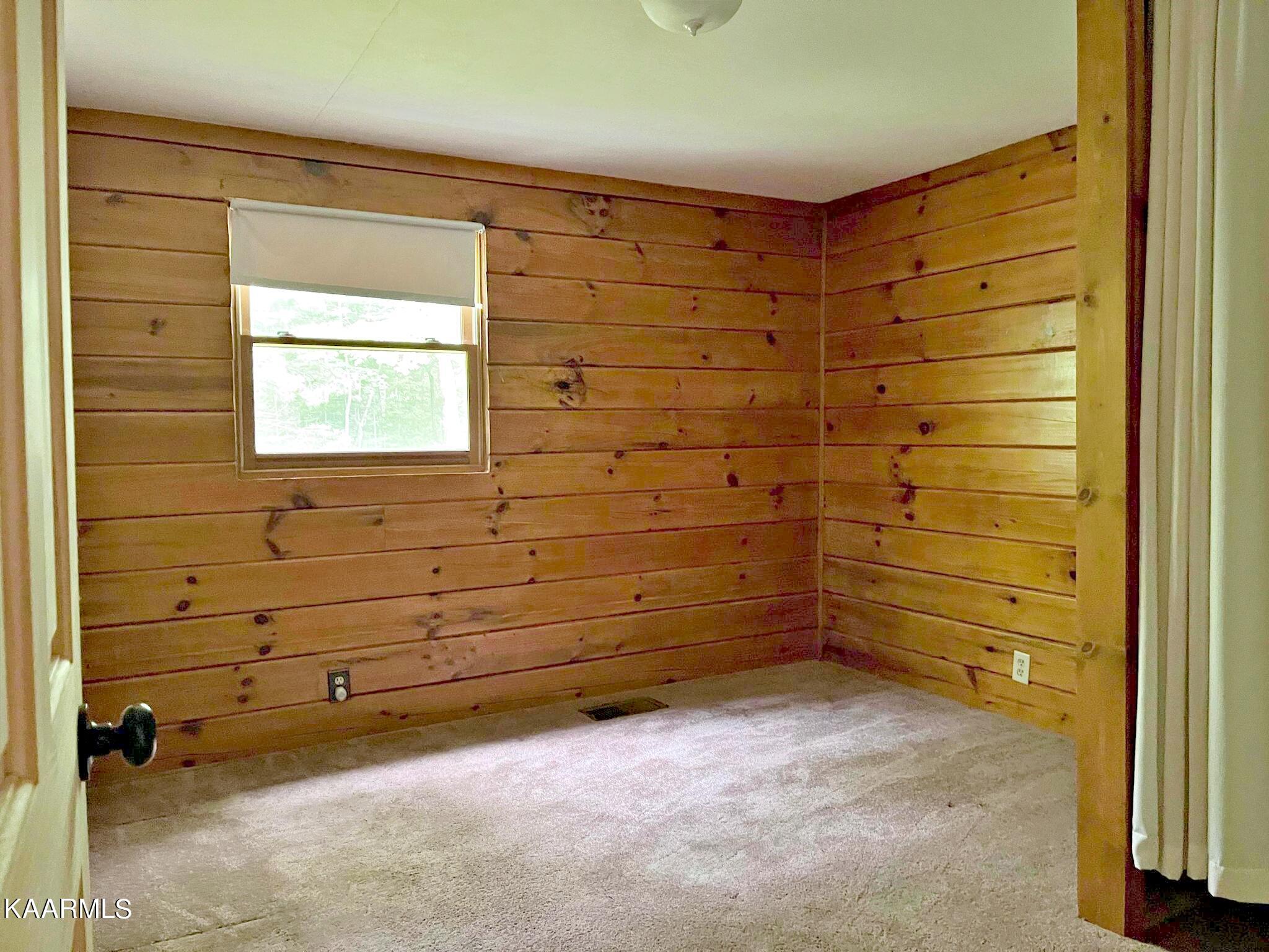 500 Old Furnace Road Tellico Plains, TN 37385 - Photo 32 of 49 290306333_1104103607156837_3591539914969