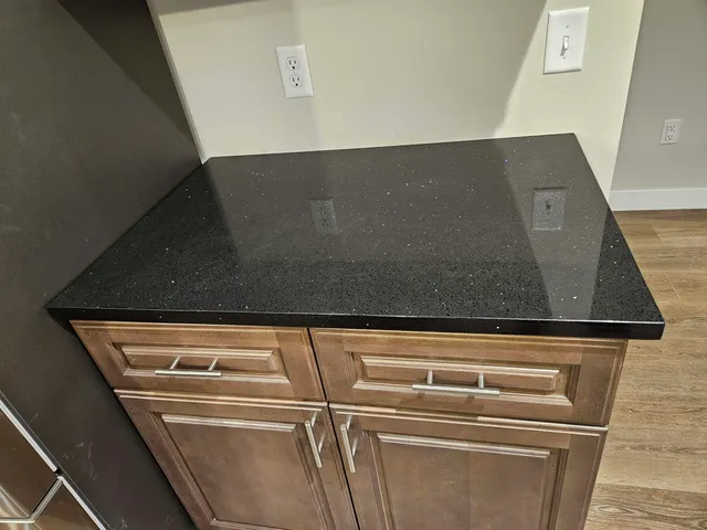 $624,900 | 402 Ski Pole Lane, La Valle, WI 53941