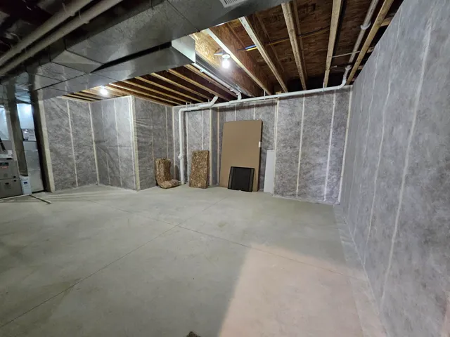 $624,900 | 402 Ski Pole Lane, La Valle, WI 53941