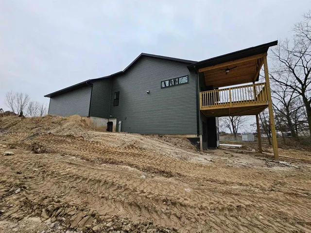 $624,900 | 402 Ski Pole Lane, La Valle, WI 53941