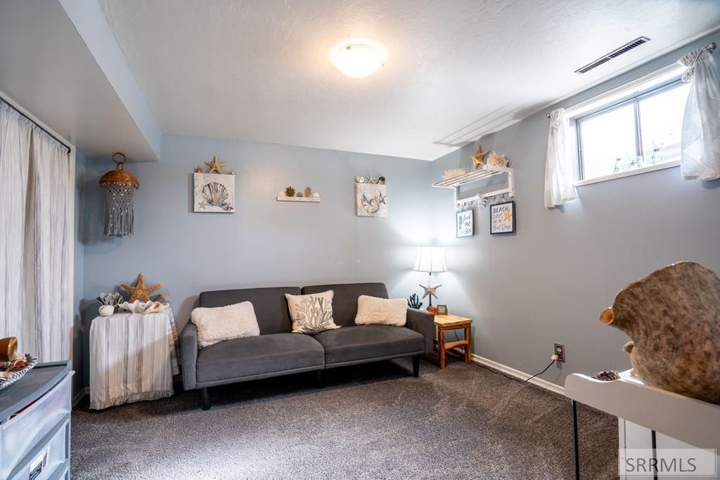 315 Ramona Avenue Rigby, ID 83442 - Photo 13 of 36