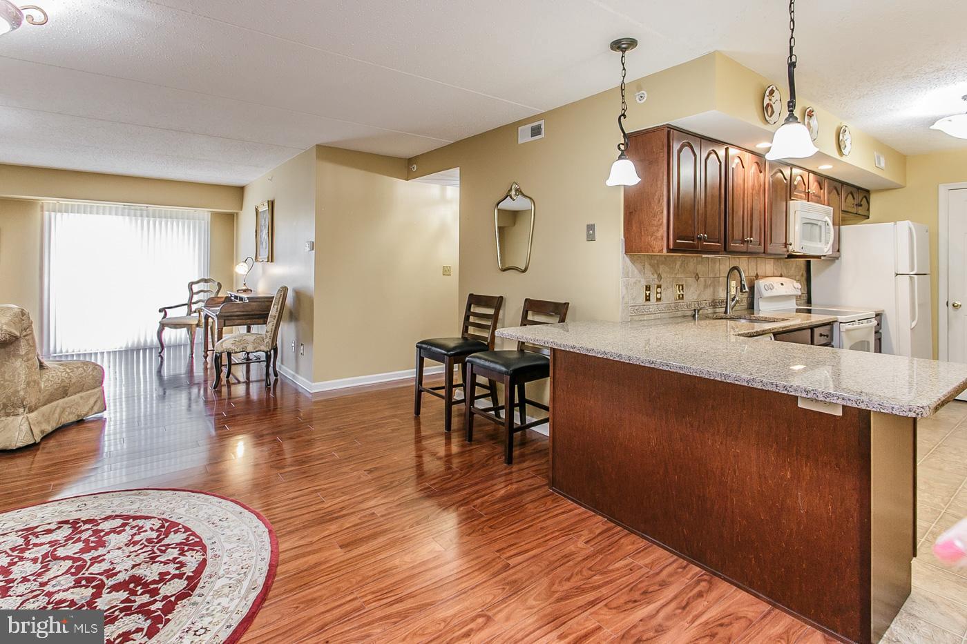 128 Brandon Road Norristown, PA 19403 - Photo 11 of 44 Kitchen