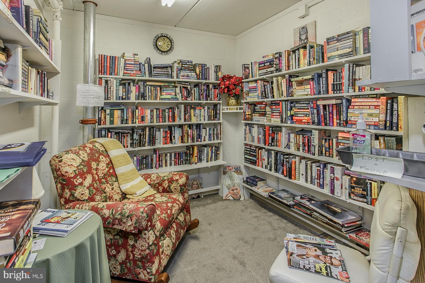 128 Brandon Road Norristown, PA 19403 - Photo 42 of 44 Library