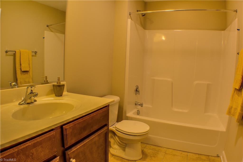 4781 Tatton Park Circle Winston-Salem, NC 27103 - Photo 10 of 14