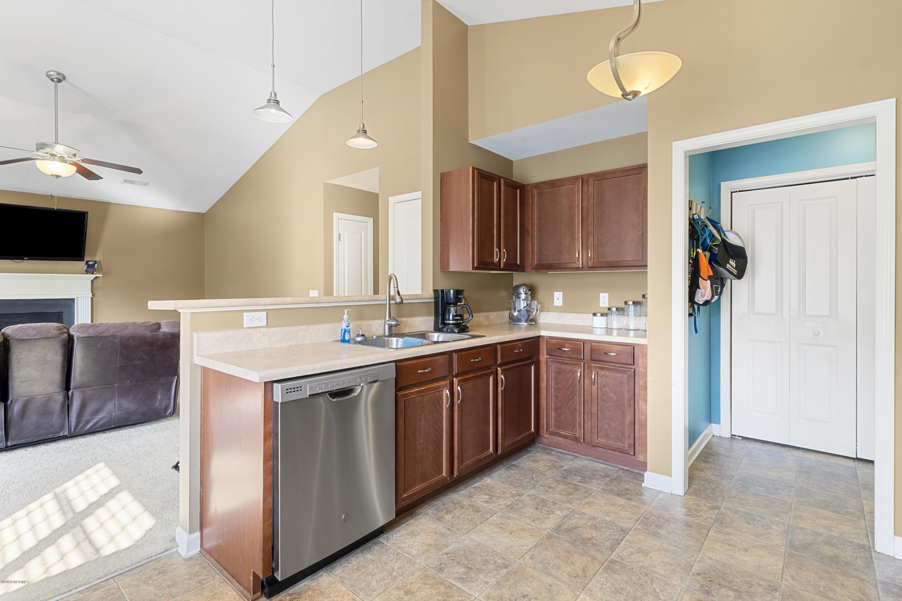 160 Watersfield Road Leland, NC 28451 - Photo 11 of 28 Kitchen 3