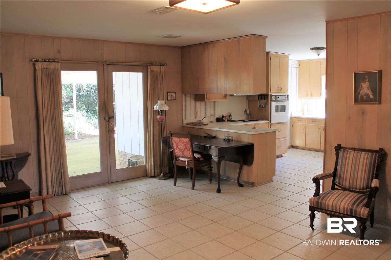 508 Spring Park Drive South Mobile, AL 36608 - Photo 6 of 13