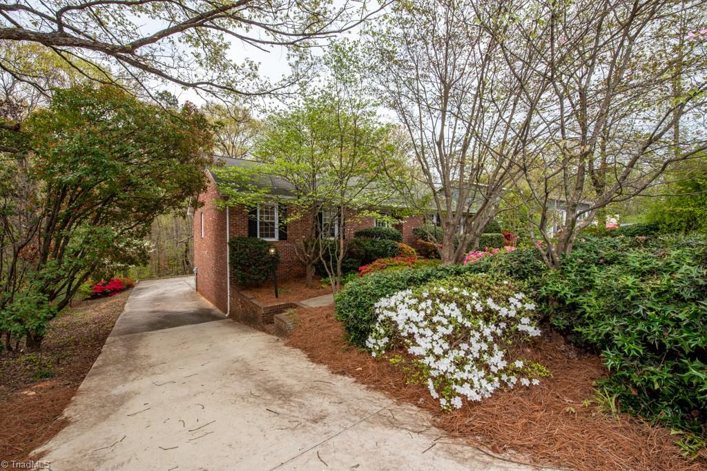 5417 Tower Road Greensboro, NC 27410 - Photo 3 of 42 Gallery Image 3