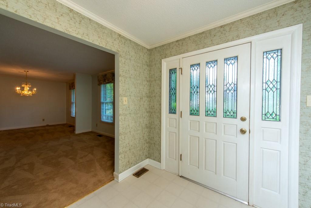 5417 Tower Road Greensboro, NC 27410 - Photo 6 of 42 Gallery Image 6