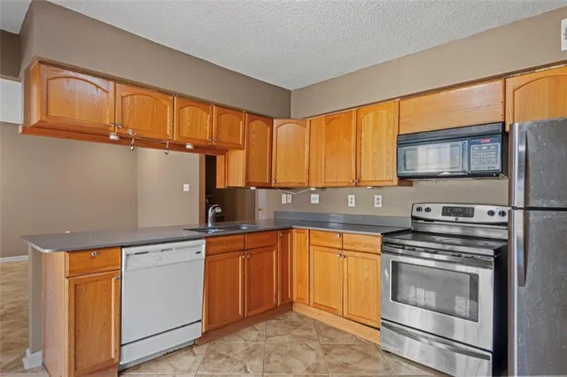 $1,900 | 1500 West Esplanade Avenue, Unit 35H, Kenner, LA 70065