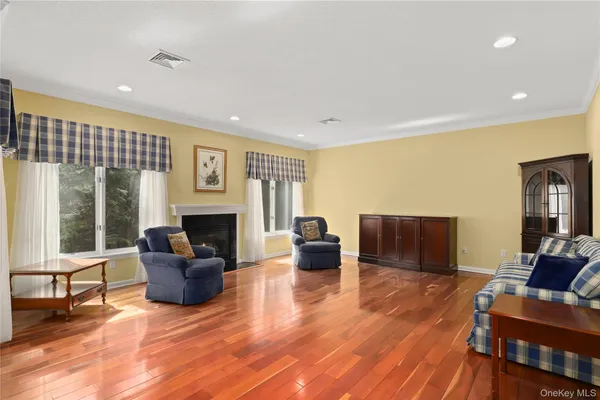 $875,000 | 412 Heritage Hills, Unit A, Somers, NY 10589