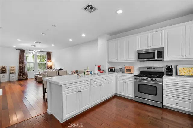 $518,800 | 12576 Cipriano Lane, Eastvale, CA 91752