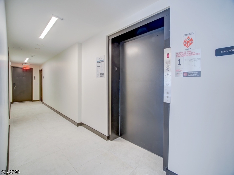 486 Market Street Newark, NJ 07105 - Photo 5 of 34