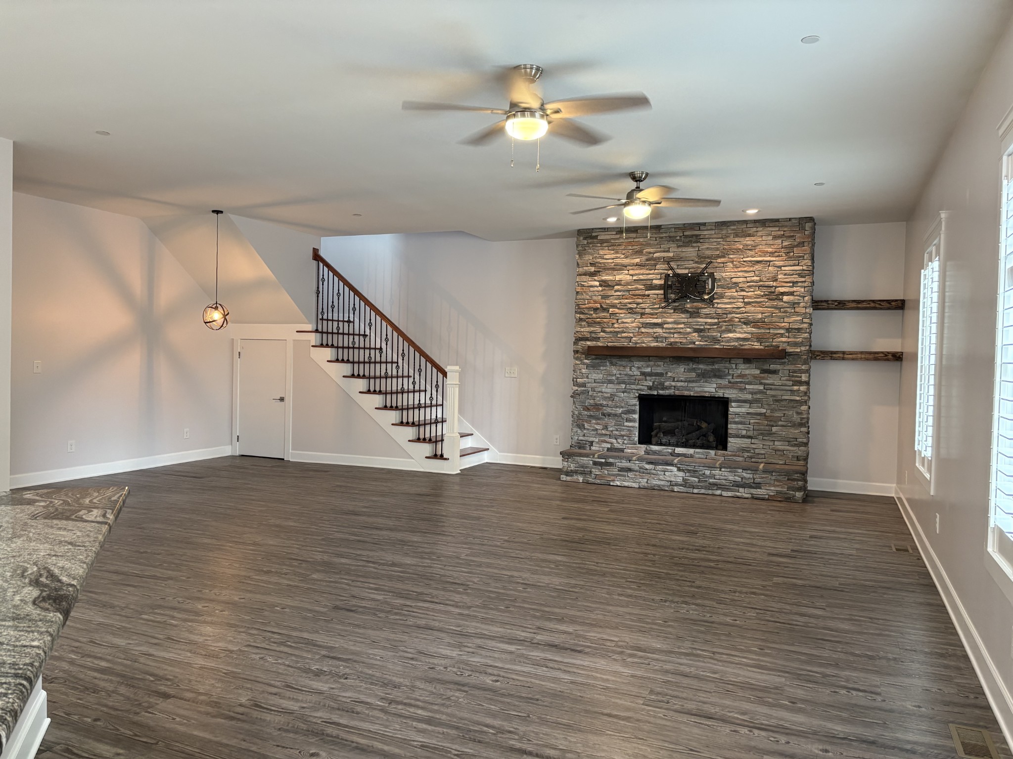 209 Augusta Avenue Pleasant View, TN 37146 - Photo 7 of 51