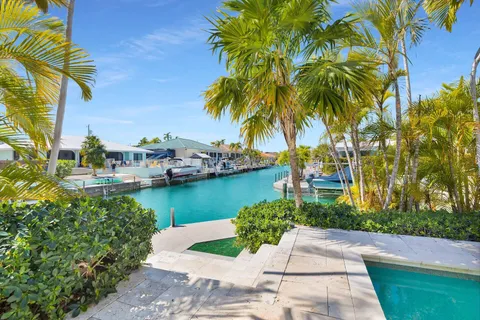 $2,795,000 | 20920 5th Avenue West, Cudjoe, FL 33042