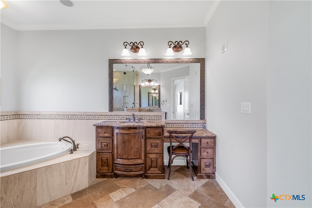 448 Champlain Street Victoria, TX 77905 - Photo 31 of 48 Primary Bath