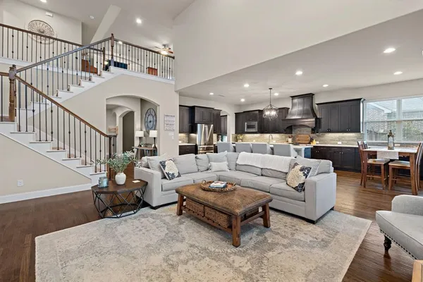 $1,000,000 | 9409 Blackpine Court, Lantana, TX 76226